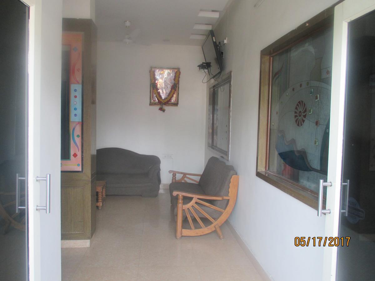 Sri Sai Ganesh Lodge Haidarábád Kültér fotó